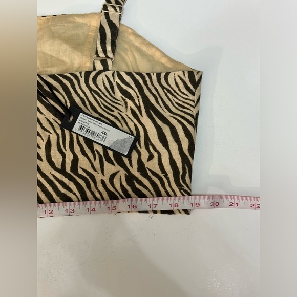 π¦Cotton On Button Up Zebra Tank Top π¦ - Picture 8 of 10
